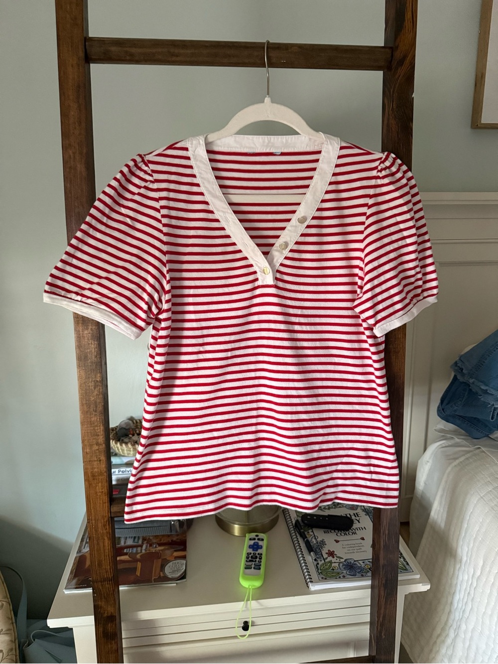 Red & White Striped V-Neck Short Sleeve Top